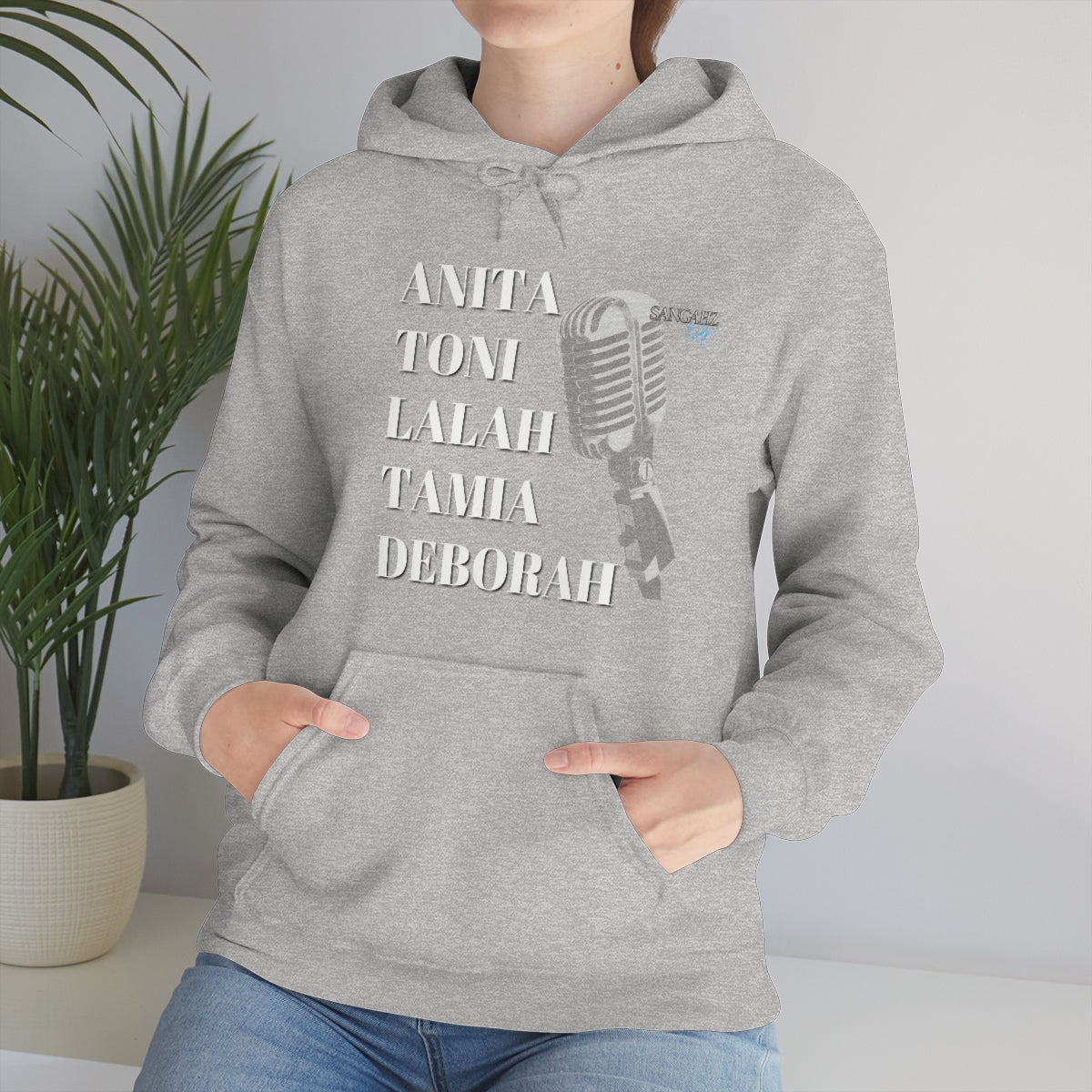 QUEENS OF TONE SANGAHZ™ Hooded Sweatshirt WL